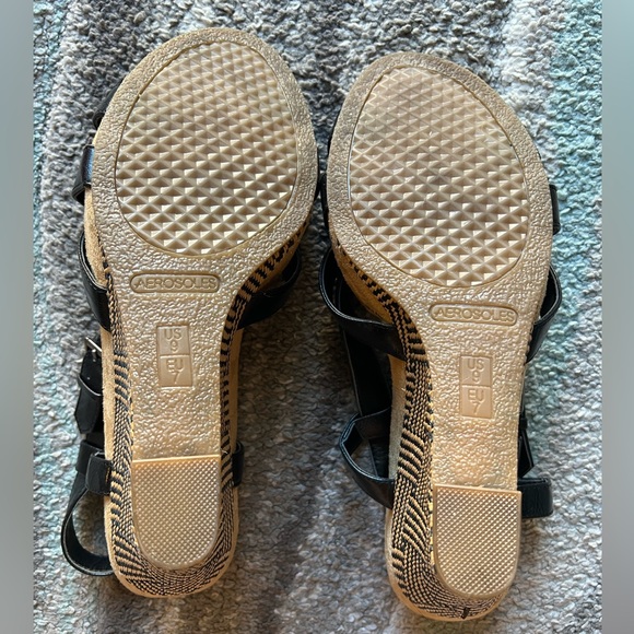 Aerosoles Women’s size 9 Black wedge sandal - Picture 4 of 5